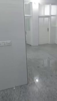 شقه للايجار شارع فلسطين قر مصرف الرافدين للاستفسار 07733499484