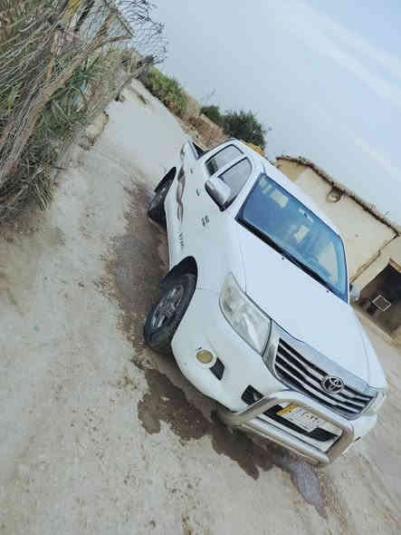 السلام عليكم بيكم افلاونزه٢٠١٣ شاصي ١٩
بيها صبغ قليل سنويه نهايه ٢٠٢٦ تنتهي
باسمي رقم بصره السعر ١٦٠ وبيها مجال ميسان المجر الكبر ناحيه الخير ***********
