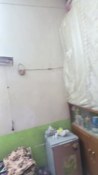 دار للبيع 160 بيه ورقه من البلديه 80 وبي مجال طابقين قريب على مسجد الك...