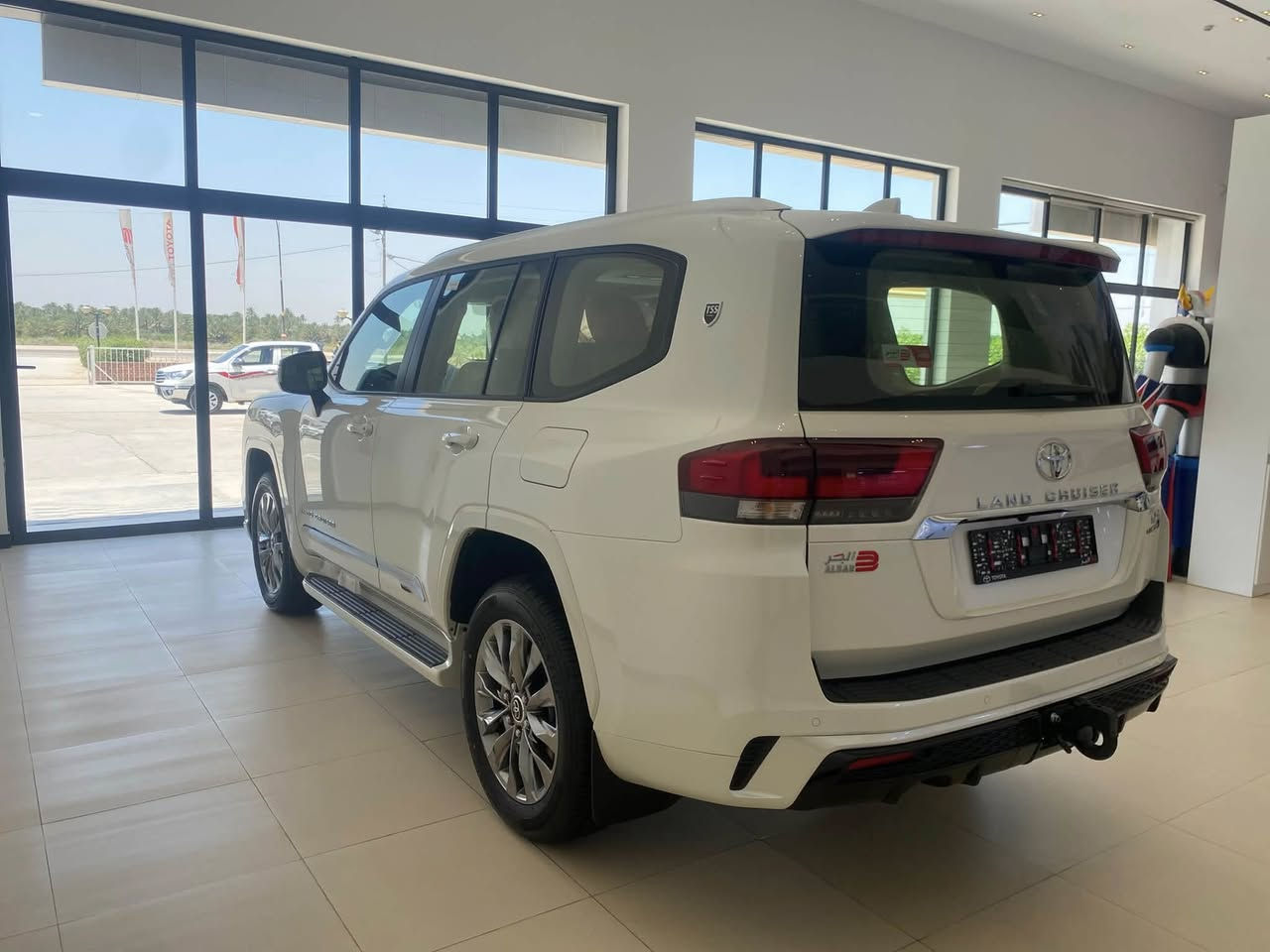 لاندكروزر gxr high limited 26 زيرو 
موديل ٢٠٢٦
زيرو مماشيه 
وكالة منفسيت جنوبي 
ضمان تويوتا العراق 
٢ سنتين صيانه مجانية
٣ سنوات ضمان كير ومحرك و كهربائيات 

للاستفسار أكثر عن التفاصيل للاتصال عبر الرقم التالي
***********
