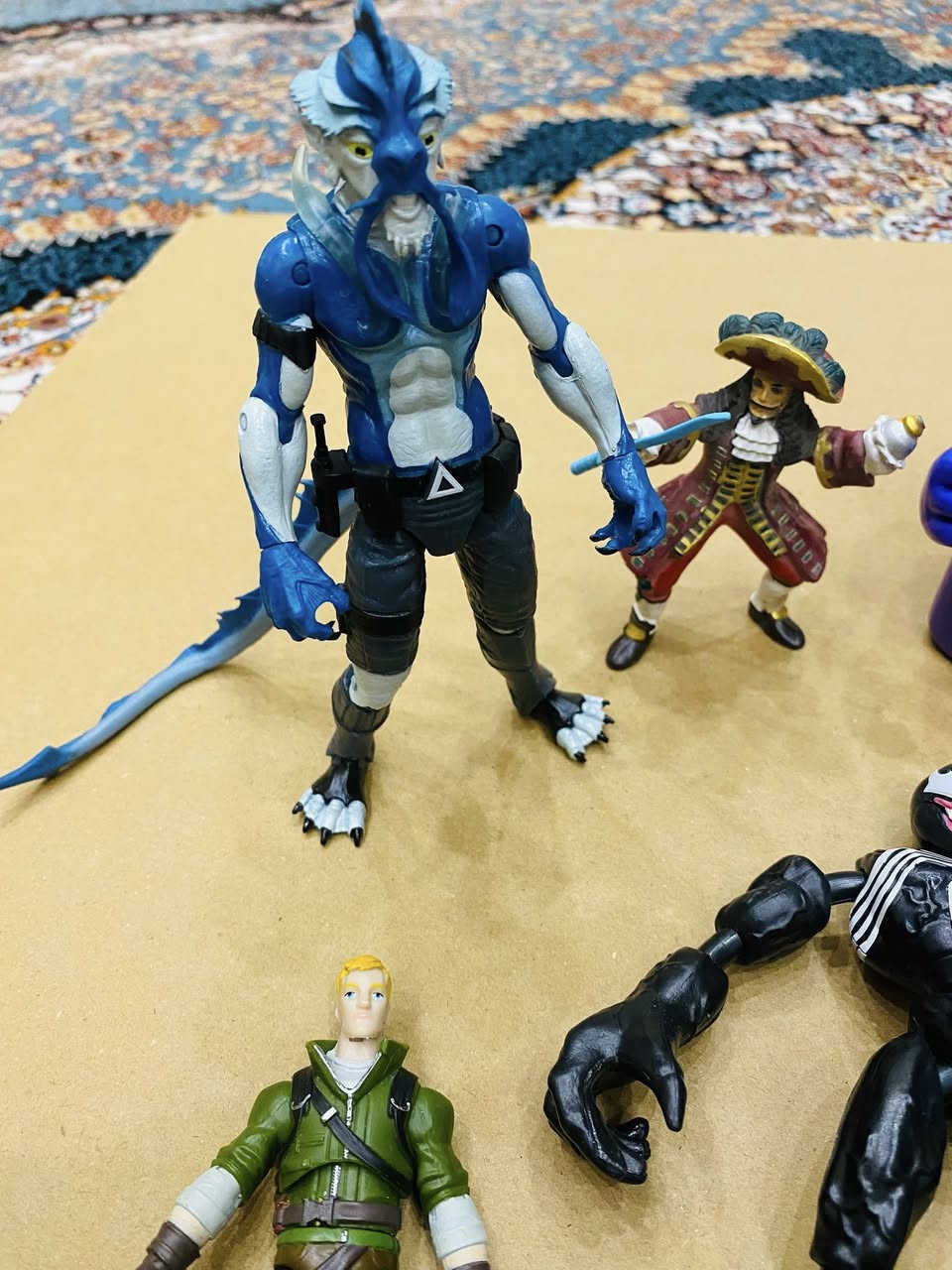 14 قطعه
سعر القطعه 3
تباع مجموعه كامله


**إذا كنت صاحب هذا الإعلان وتريد حذفه لأي سبب، رجاءا أرسل رسالة إلى الدعم الفني**