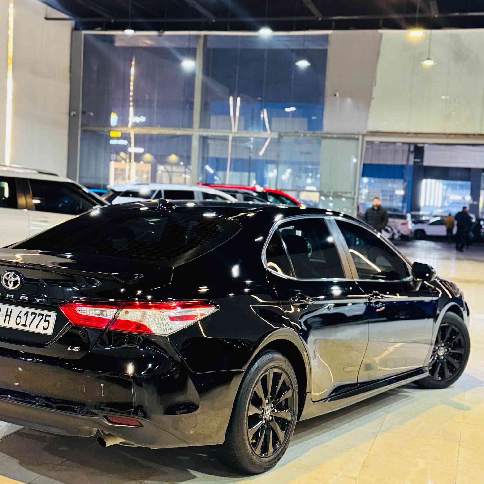 تويوتا كاميري ئةمريكي موديل ٢٠١٩ رةنگي رةش قةتران سةيارةك جوان پيش و پشت كةپس يةك پارچة و نيو بي ناو گرتن بي ئةيرباگ هةمووي بة شةرت رةقةم سةنةوي نوية بة ناوي خومة ٩٨ ميل رويشتووة گير و مةكينة بة شةرت سعري ١٧٠$ وةرةقة مةجال -***********📞—*********** أربيل, العراق
