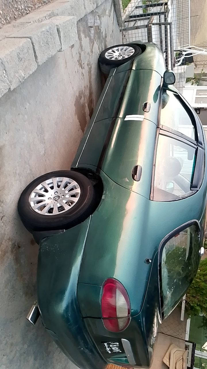 دایو لانوس مودیل 1996سە نە ویە کە ی ون بوو ە باکانە ی لە کە لدایە بە شە رتی اوە لیات کیرو مە کینە بە شە رت سیارە یە کی رێکو پێک و بی عە یبە سعری 20کلا معامە ***********
