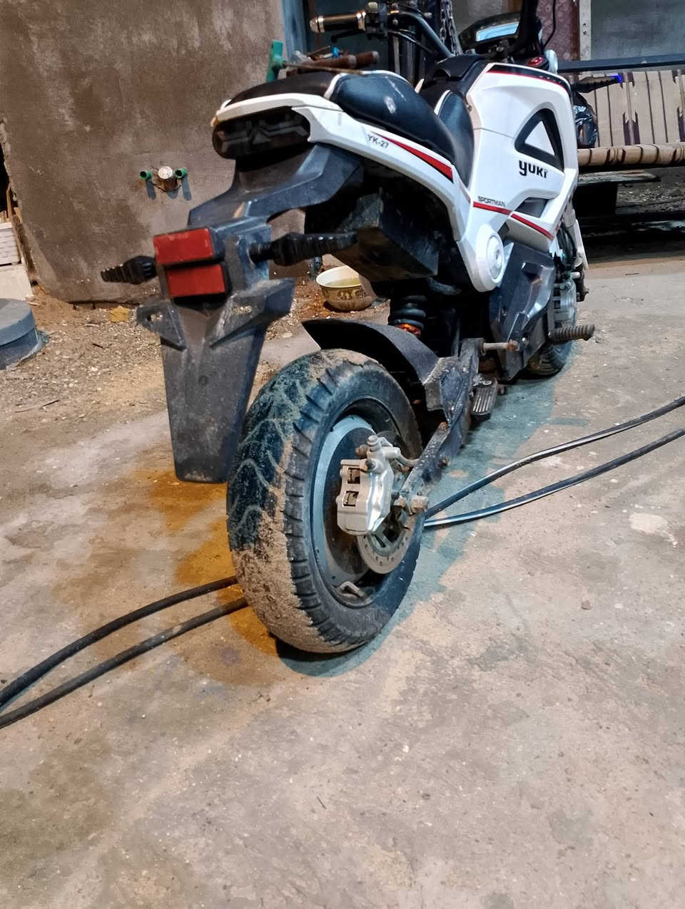 دراجه بطح شحن البيع مكاني البصرة دراجه اي نقص مابيها الشحنه الوحده 80كيلو سعر 950 شلعته حلوه او بطناش بيه رقمي وتساب ***********
