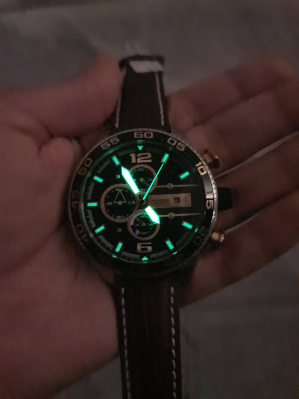 عيدكم مبارك وكل عام وأنتم بخير 

خصوومات قوووية على جميع انواع الساعات 🔥🔥🔥

FOSSIL ORIGINAL⌚️💯

بحالة الوكالة 👌👌

نظام كروناغراف ستوب واتش،  تاريخ إضاءة ليلية 

إطار خارجي متحرك ، نظام إضاءة ليلية عقارب وأرقام Luminous 

نظام 24 ساعة للون مميز وتصميم اجمل 

كستك مستبدل راكب جديد من اجود وأفضل الخامات جلد طبيعي 

اسعارهم جديد بحدود 150 دينار 

للبيع بسعر مغري ولقطة 🔥🔥
 والله يبارك لصاحب النصيب 🌹🌹

للتواصل على الرقم التالي او على الخاص 0795472588 

✨️يرجى متابعة الصفحه لكي يوصلكم كل ما هو جديد ✨️⌚️


**إذا كنت صاحب هذا الإعلان وتريد حذفه لأي سبب، رجاءا أرسل رسالة إلى الدعم الفني**