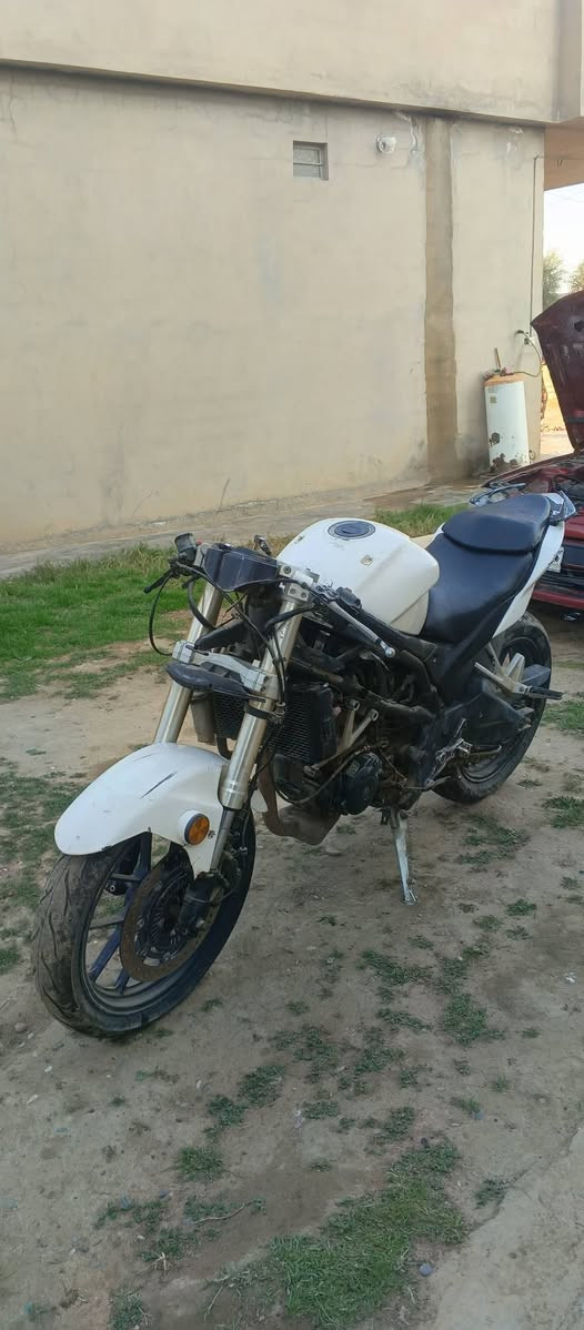 السلام عليكم بطح هايسونك ربع 250cc موديل 2015 تبريد ماء بي مشكله مرات يشتغل ومرات لا ابيعك فحم في فحم السعر 450وبي مجال


**إذا كنت صاحب هذا الإعلان وتريد حذفه لأي سبب، رجاءا أرسل رسالة إلى الدعم الفني**