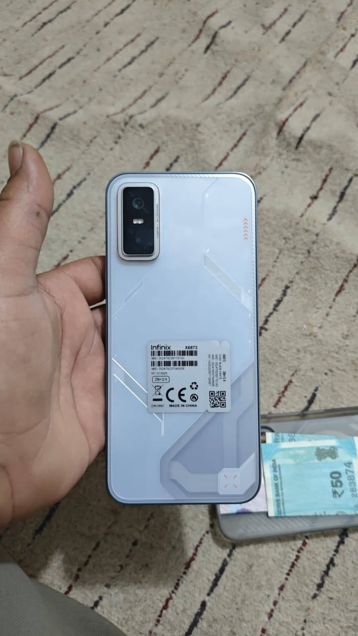 سلام عليكم لانفنكس جتي 30 برو اسطوره العاب نسخه جدیده ذاکره 256 رام 12 فول العاب جهاز نظافته 99 مهتم بي جداً جداً سعر 550 وبي مجال قليل الطيبين مكاني بغداد العامريه رقمي *********** بي وتساب ما متواجد ماسنجر
