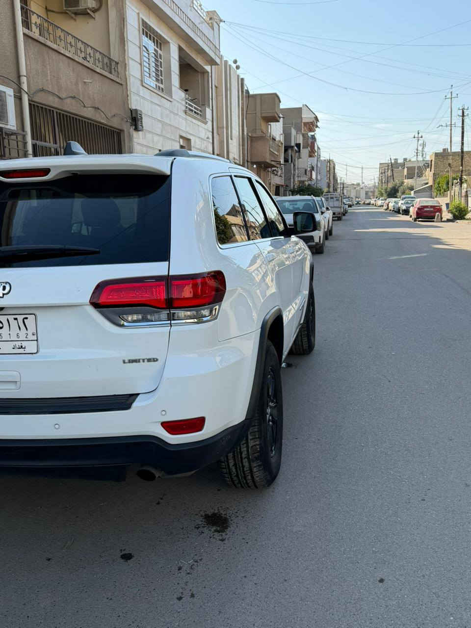 ‏‎‏‎جيب كراند شيروكي   موديل :2020
‏‎السعر : 190$  وبيهه مجال  سعر جدا مناسب بالعافيه على ياخذه رقم بغداد  تحويل ثاني يوم  المكان الكراده  *********** 
 ‏‪***********‬‏                              وات ساب

‏‎اللوان : ابيض 
 
‏‎عداد المسافة : 72  فقط
‏‎حجم المحرك : 3.6L V6 (6.سلندر)
‏‎السياره وارد “ أمريكي ✅ صور الحادث  بالمنشر
‏
‏‎سيارة بغداد تحويل ثاني يوم  ✅
‏‎‏‎
‏‎المواصفات : 
‏‎‏‎
‏‎فــول فــول مواصــفــات 1/1  
‏‎ابواب بصمة  
‏‎بصمة تشغيل 
‏‎تشغيل 
كاميرا خلفية اصلية بلادية
حساس خلفي
‏‎اوتو ستوب امامي خلفي جانبي
‏‎رادارات امامية وخلفية وجانبية
تحذير نقطة عمياء 
كشن السايق كهرباء 
كشنات هيتر تدفئة
هيتر ستيرن
هيتر بالمري الجانبية
‏‎شاشة دشبول ديجيتال
شاشة وسطية كبيرة تدعم ابل واندرويد والخرائط GPS 
شاشة واي فاي وبلوتوث ومنافذ شحن تايب سي
تحكم بالتبريد امامي وخلفي وجانبي منفصل 
‏‎شحن وايرليس
‏‎اوتو ستارت(𝐀𝐮𝐭𝐨 𝐒𝐭𝐚𝐫𝐝)
‏‎ اوتو ستوب(𝐀𝐮𝐭𝐨 𝐒𝐭𝐨𝐩) 
‏‎رادار امامي ومانع تصادم و ( تحديد مسار )
‏‎رادار جانبي   ( نقاط عمياء )
‏‎رادار خلفي ومانع تصادم ( التحذير من الاصطدام )
‏‎حساسات 
‏‎حساسات خلفي 
‏‎كشنات جلد 
‏‎كشن السايق كهرباء
‏‎كشنات تدفئة
‏‎تحكمات ستيرن كامل ٣ وضعيات نورمال سبورت كومفورت 
‏‎ستيرن تدفئة
‏‎تبريد مركزي
‏ 
‏‎لايتات 𝐋𝐞𝐝 عدسة زينون
‏‎بگلايتات 𝐋𝐞𝐝 
‏‎ويل كروم اسود امريكي 
 
‏‎وبعد هواية مواصفات…
‏‎‏‎تفاصيل اكثر الاتصال علی ارقام 

‏‎‏
