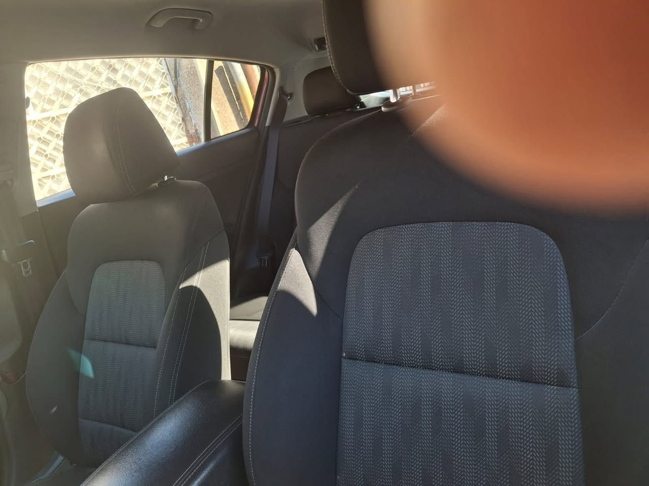 السلام عليكم كيا سبورتج موديل٢٠١٧ وراد أمريكي حادث قليل جاملغ أيمن والباقي كفالة عامة من كلشي رقم بغداد ***********

