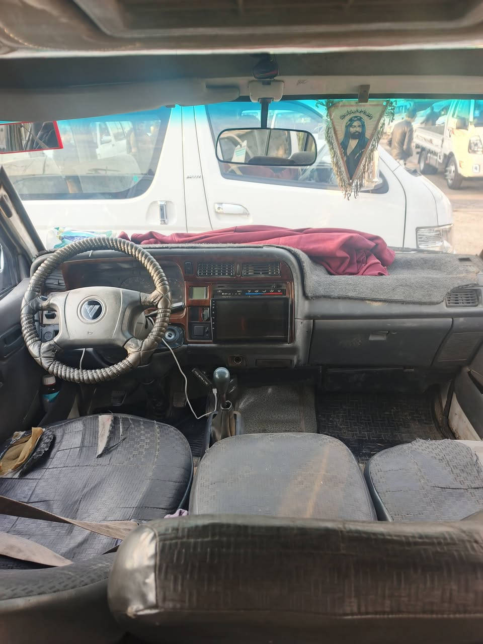 فتون 2010مصفره هيه وغرامات سياره جاهزه وخير من الله بيه بس المشط تعبان والهلالت افوك الواقيات معمرات ومصبوقات سنويه 29 رقم نكليزي ومكينه وكير مكفولت كهربات كله شغاله والشراي اتصل وبيك خير ودلل السعر 60وبيه مجال, *********** مكان السياره بغداد المعامل
