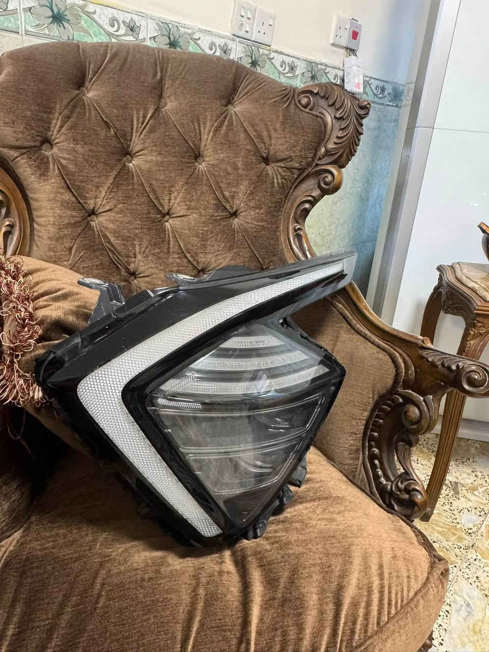 سلام عليكم 
من رخصه الادمن 
عندي لايت سبورتج عدسات
 مال موديل ٢٣ لحد ال ٢٥ 
للبيع او مراوس بغراض سبورتج 
وبسعر مناسب 
باقي التفاصيل اتصل ع رقم 
***********
