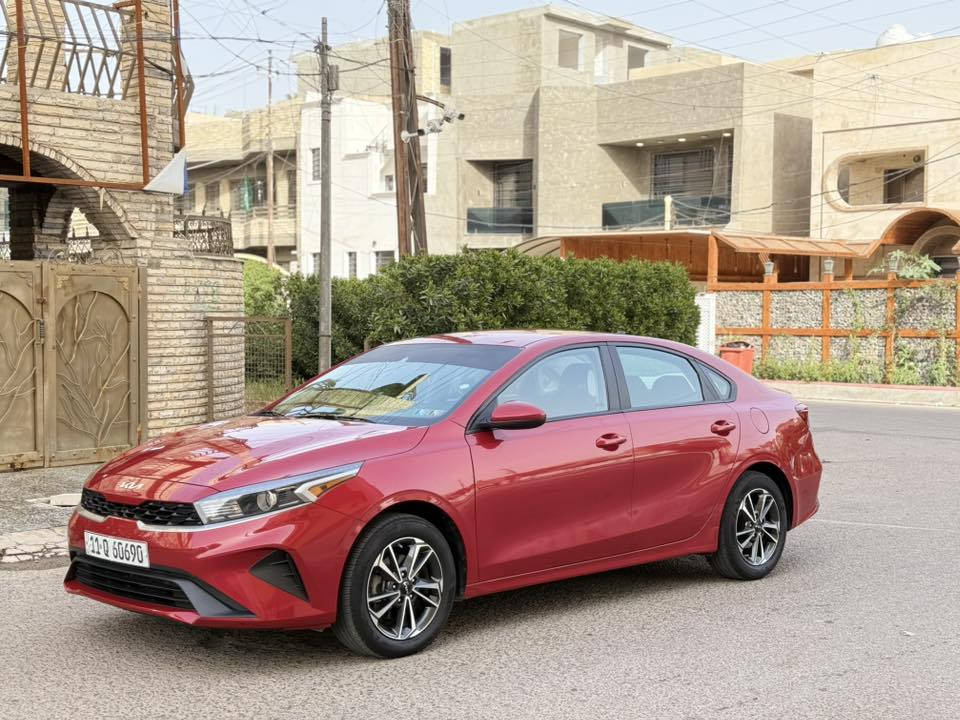 السلام عليكم 🙋🏻‍♂️🌹
للبيع KiA فورتي موديل 2024 دخول جديد ترقيم جديد رقم بغداد بأسمي تحويل ثاني يوم مشروع وطني وارد أمريكي مكفوله من الصبغ بدون حادث تخريب فاتحين جاملغ وراجع نفسه بلادي وباب سائق أصلي بدون صبغ لون مكفوله من صبغ ليبل واحد كلها 

بجم بلادي شركه سياره جديده يمعنى الكلمه بوضع شركه ماشيه 20 ألف ترايها زيرو مكينه 2000 دوش كير محرك صدر تبريد مكفولات برغي مابيها نقص جاهزه ( حجر بيئه بلادي )

مواصفات 🚘❣️

شاشه كبيره لمس كامره دواره 

رادارات توقف ذاتي عند الاقتراب 

مسار خطي سياقه ذاتيه 

خمسه ويل كب مع تخم تاير جديد 

ثلاث انظمه قياده سمارت ونورمال وسبورت sport 

فول تحكم استيرن أربع جهات بلوتوث حاكيه واي فاي كار بلي 

مدوشمه ارضيه جلد وكشنات سفاري 

سبير ويل كب جديد 

للأستفسار *********** أسيا ❤️

       ***********  عراقنا 

أبو علي مكاني بغداد البياع السعر 157 وبيها مجال ❤️🤍
