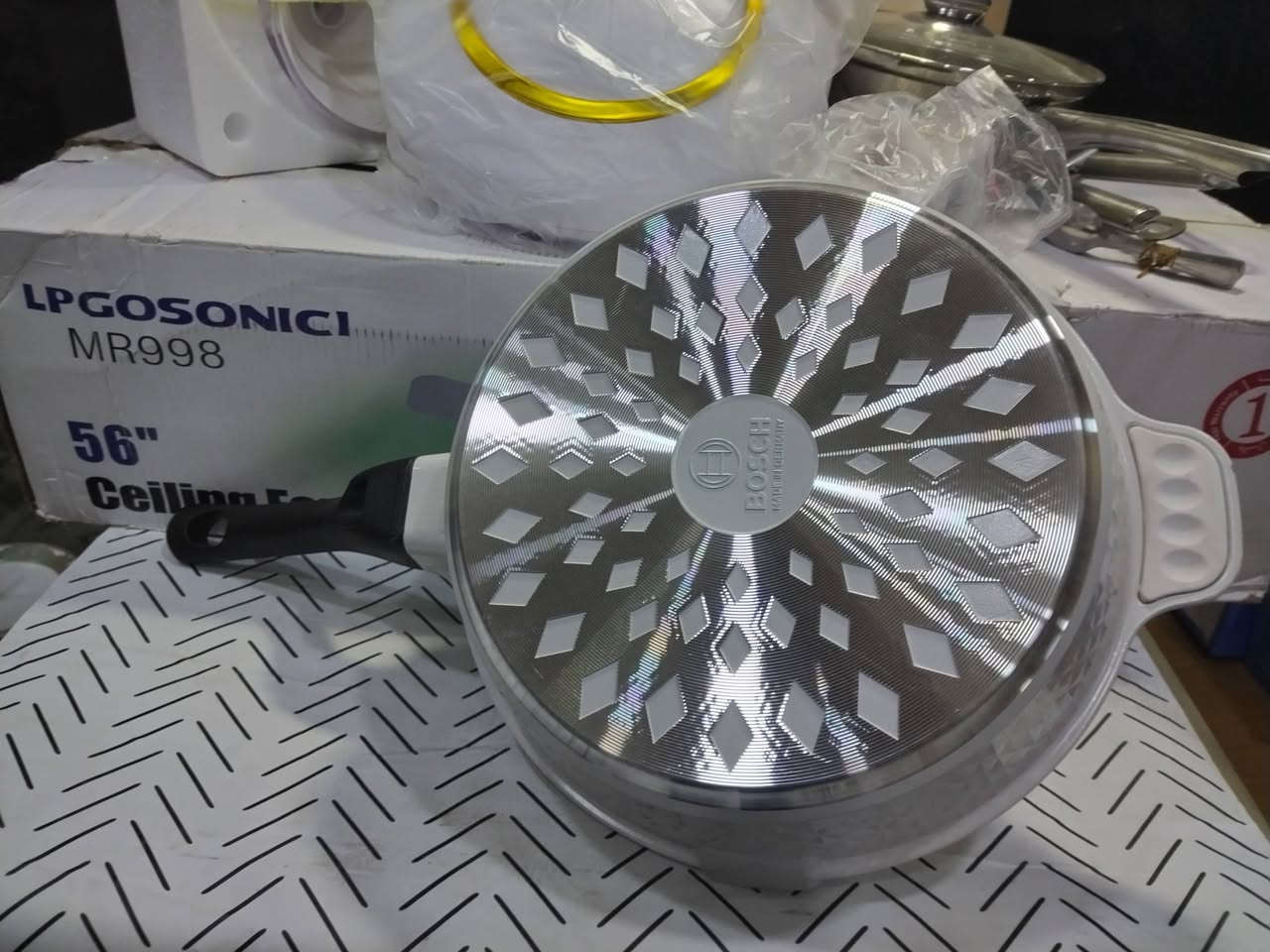 طاوات اصليه تيتانيوم ليزري كرانيت زيتي أهلا وسهلا الجمعيه الشارع الفاصل بين الأولى والثانية


**إذا كنت صاحب هذا الإعلان وتريد حذفه لأي سبب، رجاءا أرسل رسالة إلى الدعم الفني**