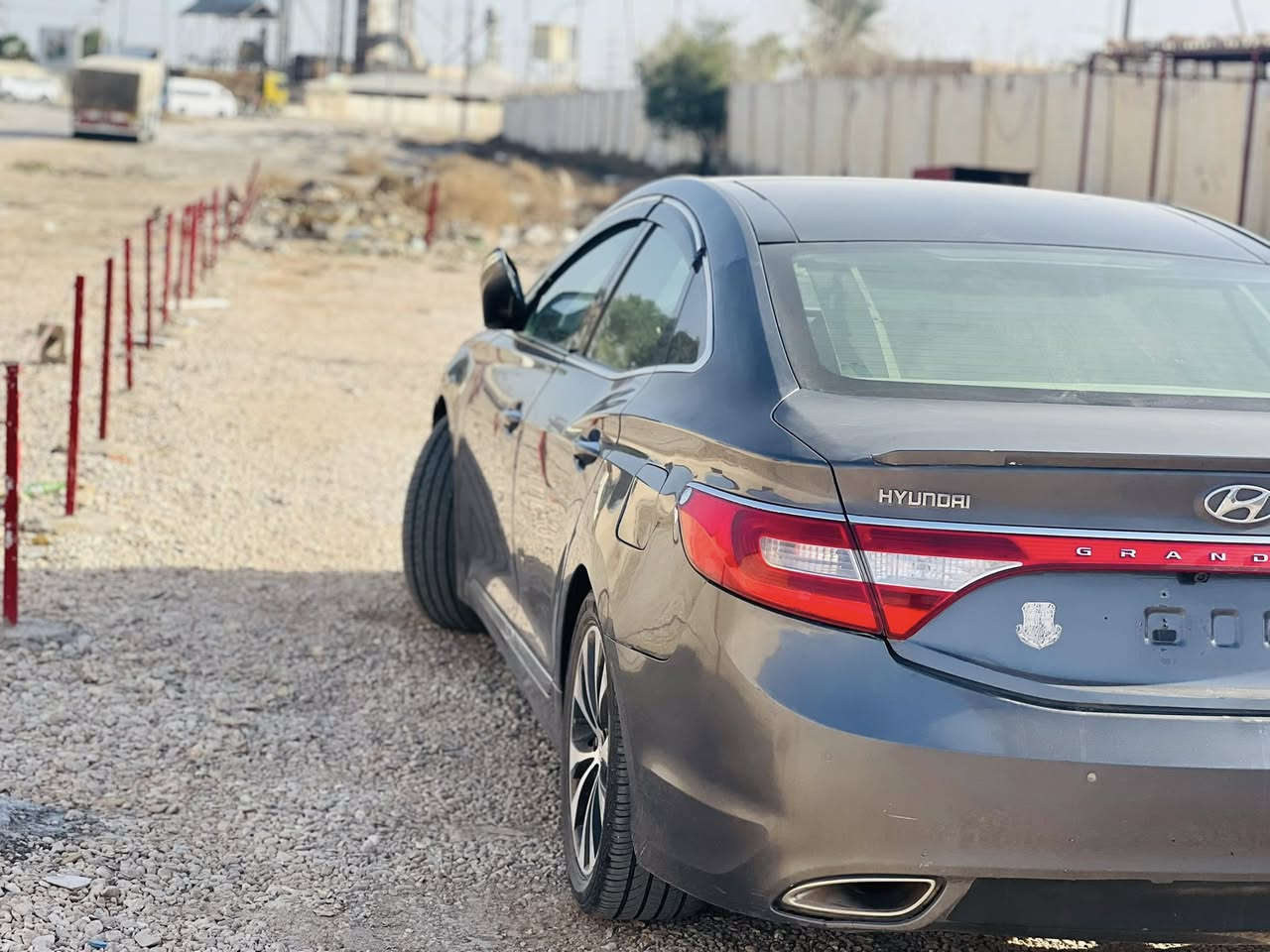 سلام عليكم من رخصه مدير الاكروب ازيره موديل ١٢ بسمي رقم بغداد سياره بيه قطعتين صبغ مواصفات فوول بنو راما فتحه سقف تحكمات خزن ميموري مري شفط ترحيب عن بعد بصمه تشغيل بصمه ابواب السياره جاهزه عله اخر حبايه مكينه كير خير من الله برده خلفيه رادارات اماميه خلفيه منضومه زينون عالي ناصي 
السياره خليجيه 
تخم تاير جديد
باتري جديد
حداديه جديد
ماتصرف عليه ربع 
بأسمي تحويل ثاني يوم 
مكان بابل القاسم 
رقم ***********
السعر ١١٠ وبيه مجال بسيط
