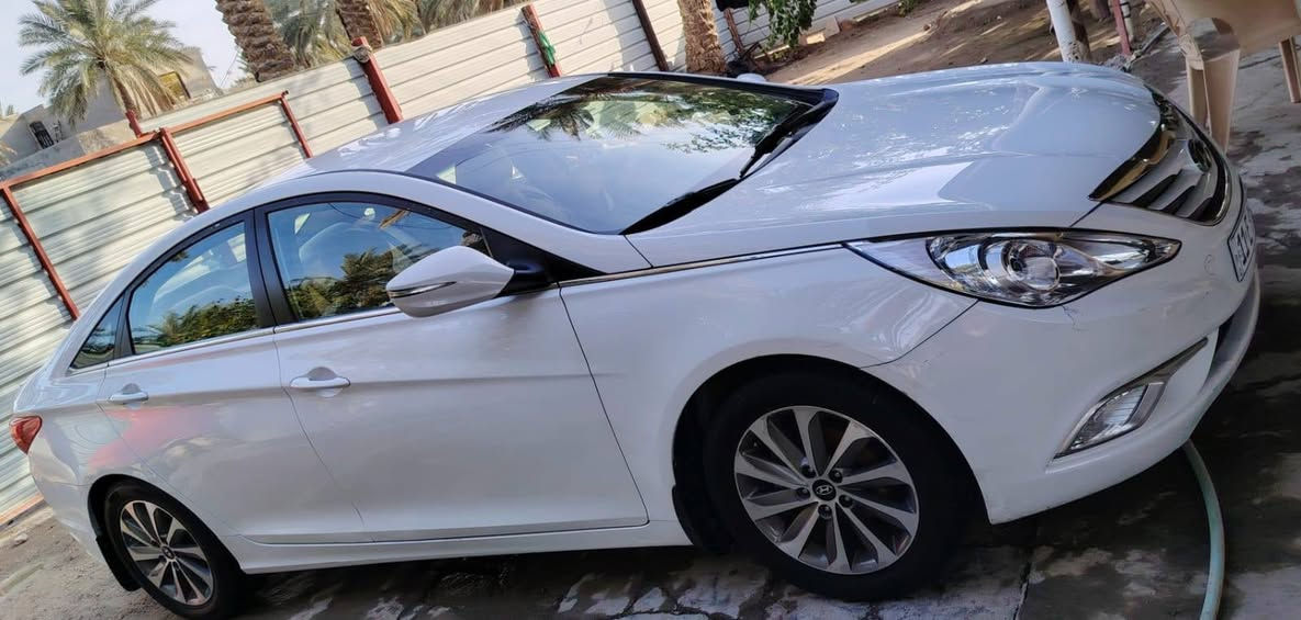 سلام عليكم سوناتاخليجي للبيع موديل 2014محرك 2400مامفتوح مكفوله كفالة عامه من صبغ وبارد وتبديل رقم بغداد ماشىي 102مكان بابل الحمزه الغربي سعر 148الاستفسار الاتصال على رقم ***********
