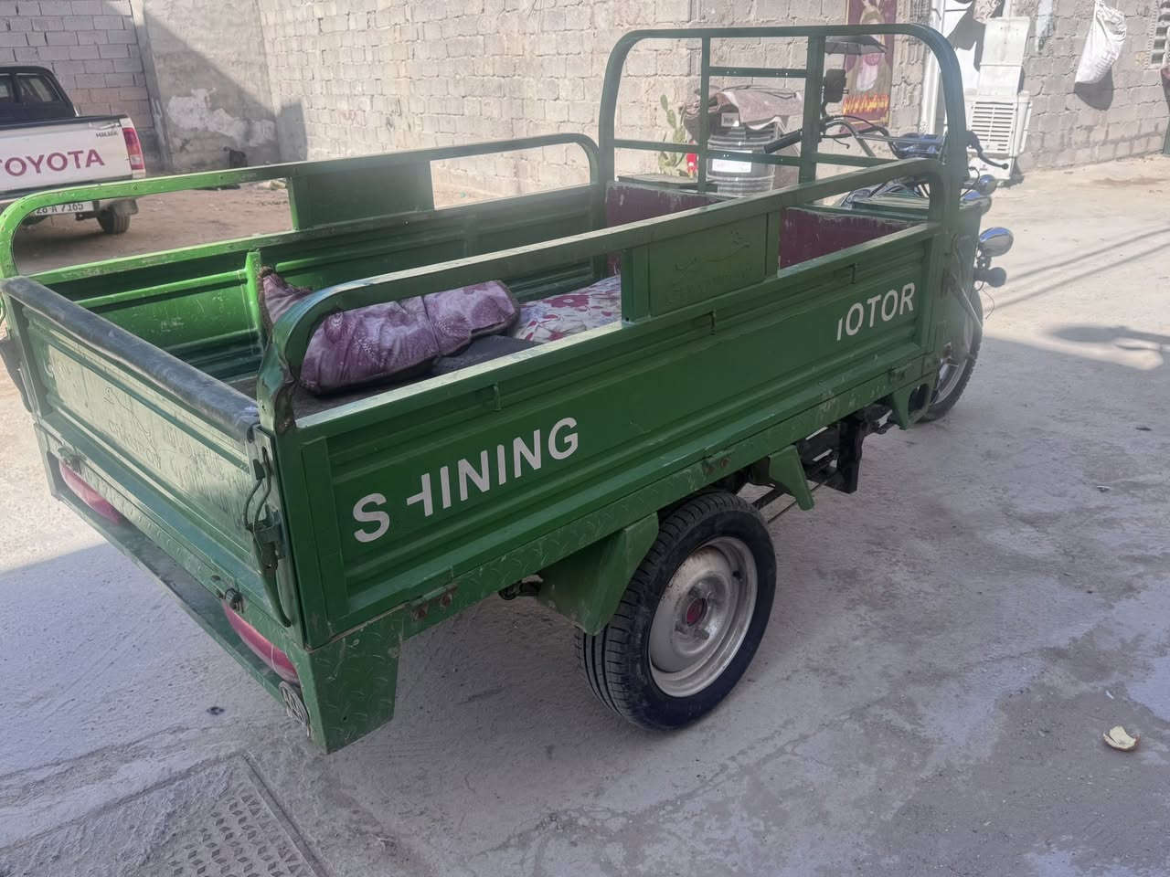 ستوته موديل 22مكينه24نضيفه عداد كتروني وافتح كهربايات جاي نضف بيه مكينه برغي ما مفتوح بيه تايرات جديده سعر مليون و900وبيه مجال حك جيه غرض البيع محتاج مكاني كربلاء الحر صغير ***********
