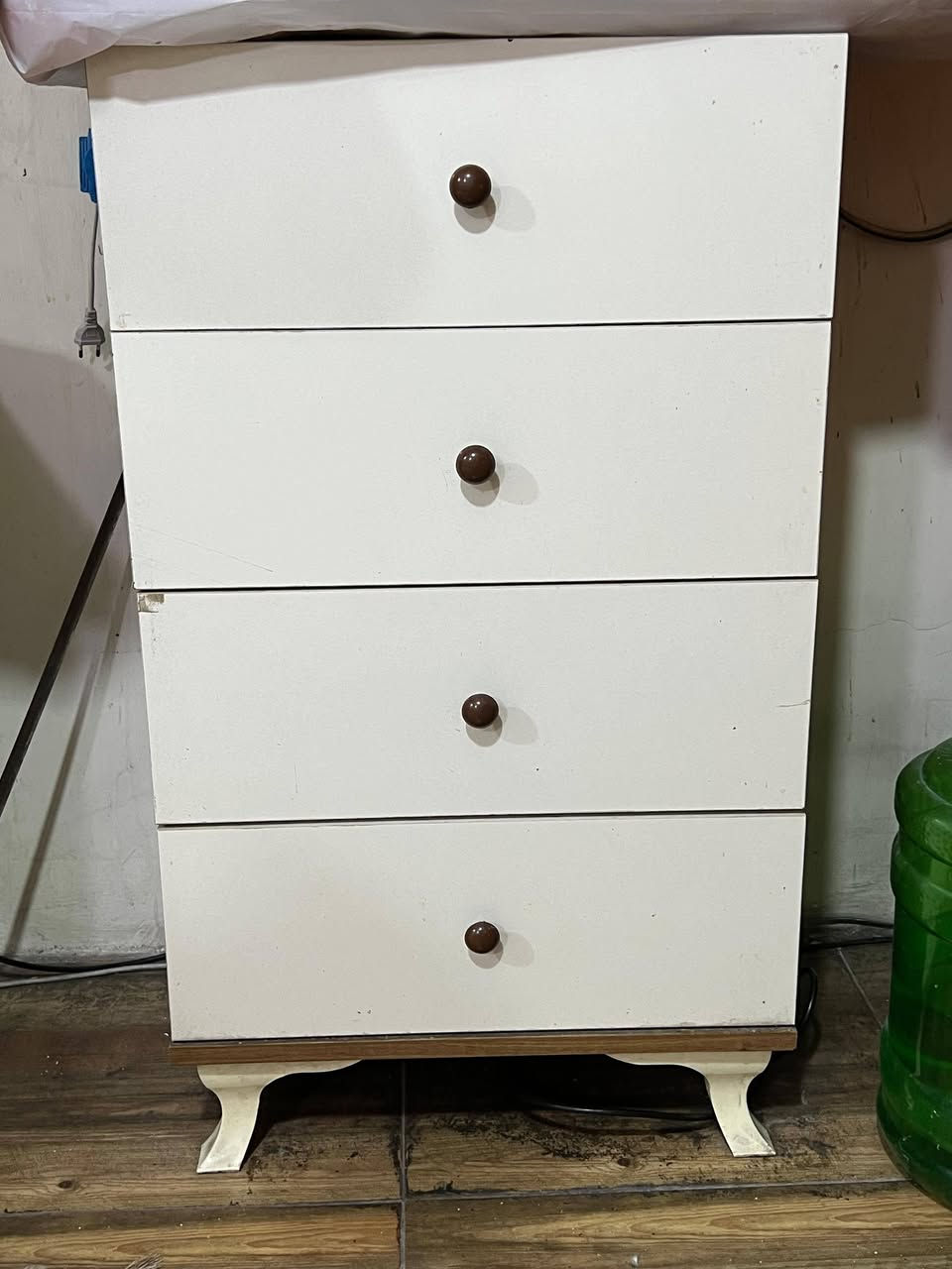 مستعجل ٣٠٠ الف *********** وتساب
