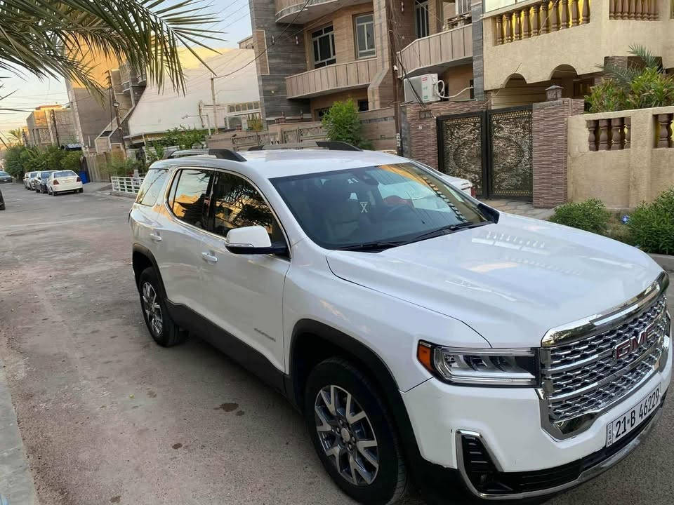 السلام عليكم
GMC Acadia 2023 SLT.              2023 جمسي أكاديا   
 ماشية 88 الف كيلو مو ميل 
رقم سليمانية بأسمي  
فول مواصفات للأخير عدا الفتحة
٧ راكب - ٣ قطع تبريد
محرك 2000 تيربو - كشنات جلد - تشغيل عن بعد
- نقاط عمياء - رادارات (360) امامي خلفي جانبي -
صندوق كهرباء ( ويفتح بالقدم ايضا ) - سستم صوت (bose) -
داتا شو - تدفئة كشنات - كشنات كهرباء
تحديد مسار - اوتو ستوب - توقف ذاتي عند الاقتراب من السيارات
- قفل تلقائي - مراية تعتيم ذاتي + اشاير - سايد بريك بصمة - فول تحكمات ستيرن - اضاءة العالي اوتو - لايت ٣ عدسات - منظومة زنون بلادي
وبعد بيها هواااي مواصفات. 

الحادث واضح بالصور وسونار مرفق بالصور أيضاً .

السعر : 235 ورقة وبيها مجال - مكاني كربلاء .

السيارة جديدة بمعنى الكلمة وبالواقع بعد احلى وكل التفاصيل مذكورة بالمنشور . 

للاستفسار الاتصال : *********** واتساب موجود
