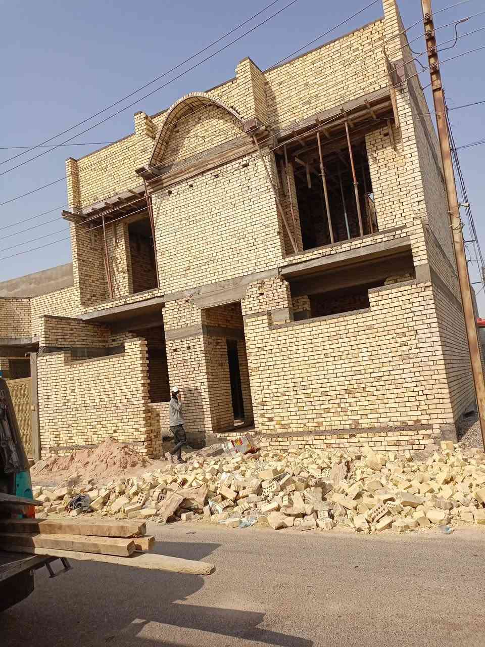 بعض من اعمالي المنجزه ع ارض الواقع ... 
تم والحمد لله اكمال هيكل الئ مرحله التسليم في حي المهندسين ... صور من العمل ... جاري العمل على ذلك وسنوافيكم بالمستجدات قريباُ .. ان شاء الله ... لم أستلم أي مبلغ إلا بعد اكمال المرحلة المتفق عليها ... 
.
للتواصل او للأستفسار عن جميع الأعمال يرجئ مراسلة الصفحة + واتساب + اتصال👇
.
***********  
***********
