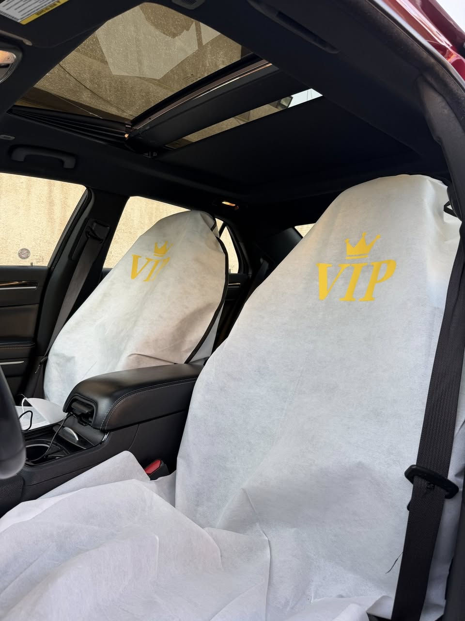 كرايسلر اوباما 2021 S كندي كلين تايتل ماشيه 59ميل :
المواصفات :
بانوراما 
رادار جانبي 
حساس امامي 
حساس خلفي 
كشنات s جلد 
كشنات كهرباء 
تدفئه كشنات 
بصمه 
تشغيل عن بعد 
شاشه جبيره 
كامره دواره 
سماعات الباين 
تبريد مناخ منفصل 
السياره فول مواصفات و مكفوله كفاله عامه من كلشي جداً جديده السياره بدون اي نقص لل استفسار الاتصال  ***********
