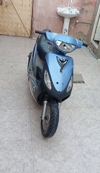 للبيع طافية بيهة نارية عوزهة بس ولفات رقمي 07776289328