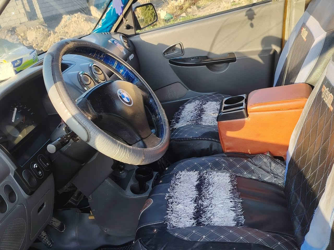 سلام عليكم سايبه موديل ١٣ رقم بغداد مطلوبه هيئة ٧٠٠ كير ومكينه نضيفة شواصي نضاف السعر ٢٥ ومجال بصيط رقمي *********** مكاني بغداد التاجي
