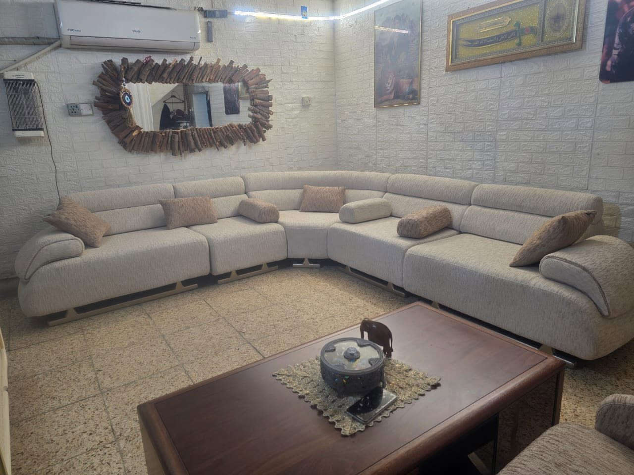 السلام عليكم
حبايب كونر تركي براند من وكاله القاسم للأثـاث نضافه ١٠٠٪؜١٠٠ اي ضرار مابي السعر مليون ٨٥٠ المكان بغداد المنصور رقم هاتف ***********
