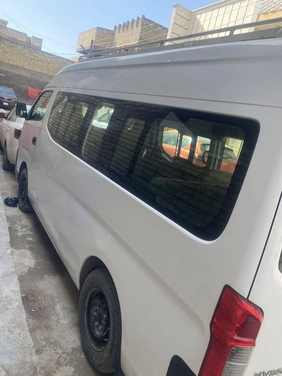 سلام عليكم
نيسان موديل ١٥ 
مكفوله عام عده طخه بل باب السلايت بارد 
كير مكينه اكسل مكفول سياره نضافه ونصبه حلوه كامله وجازه 
للستفسار رقم ***********
