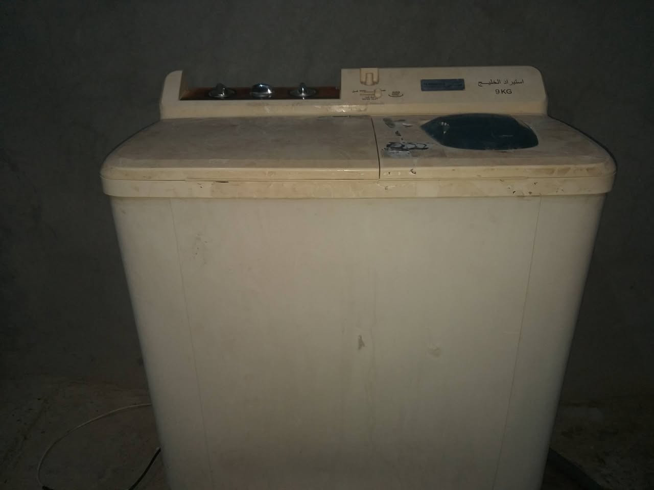 غراض منزلية مستعملة للبيع في بعقوبة ديالى قرب العبارة حد مكسر للستفسار ***********
