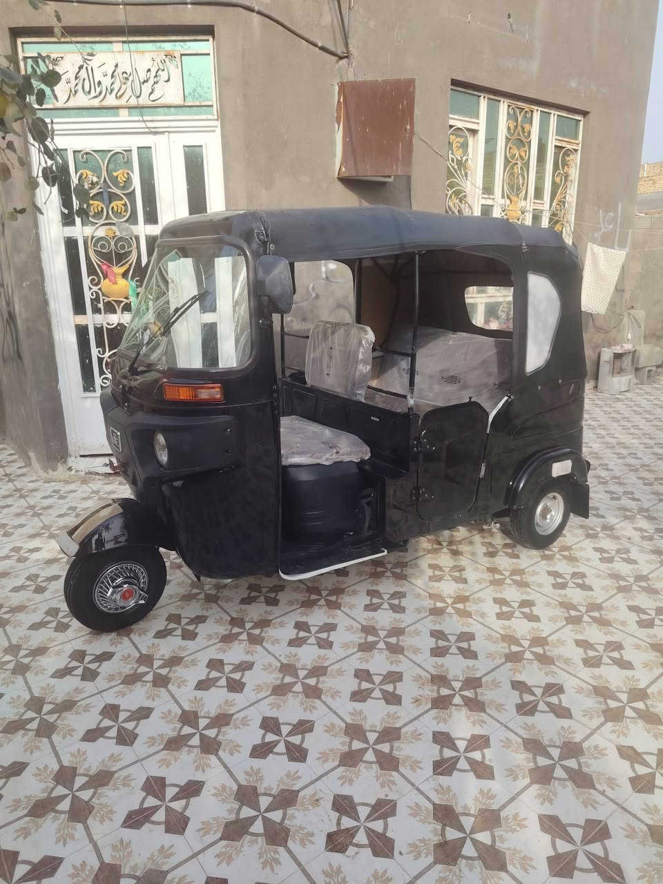 سلام عليكم تكتك لبيع 23 شهر 11 التكتك نضيفه وخير من الله تجي ودكلب بعينك بيه شويه طكه بصفحه مكينه كفاله عامه مكاني قلعه صالح الشراي اتصل وتدلل السعر ب 9500وبيه مجال حك الجيه رقم الهاتف؛ ***********
