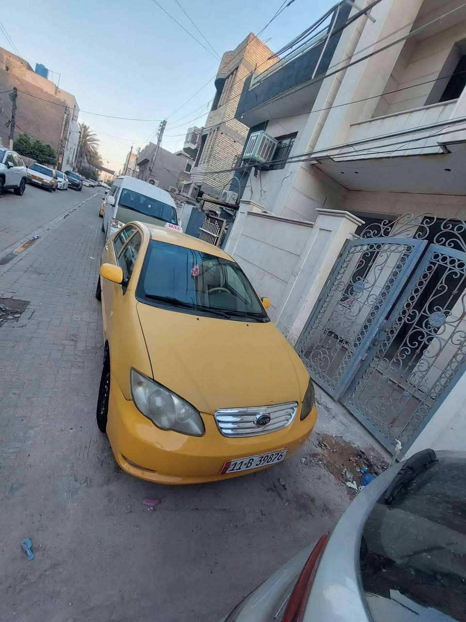 السلام عليكم
للبيع بي واي دي اف ٣ موديل ١١ 
مكينه جديده وكير وكلج ياباني 
بوربرنات ودسكات جدد
منضومه تبريد كامله جديده 
مجاول وبلكات ونوزلات وفيتبم ادامه جديده كامله 
تخم تاير ووياله جدد
السعر ٤٧ وبيه مجال قليل  مكاني بابل حله


**إذا كنت صاحب هذا الإعلان وتريد حذفه لأي سبب، رجاءا أرسل رسالة إلى الدعم الفني**