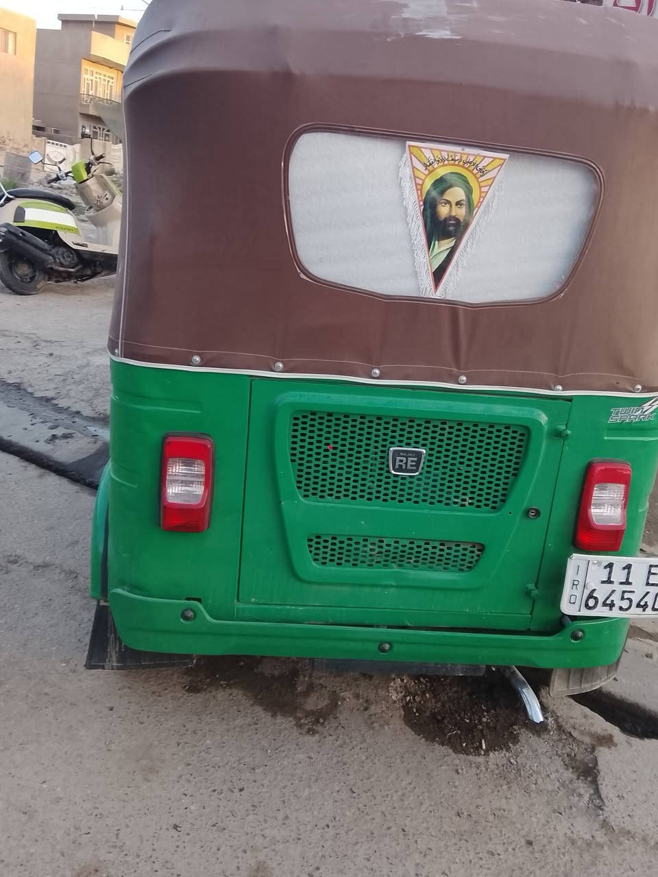 السلام عليكم توك توك للبيع 2021 شهر 11 كامله كل نقص مال ماكينه خير من الله بها لغد دواس معمره وباسمي تحويل ثاني يوم رقم بغداد كله شغال دمام مكانها ديالى تحري سبع ملايين و 800 وبيها مجال رقم الهاتف***********
