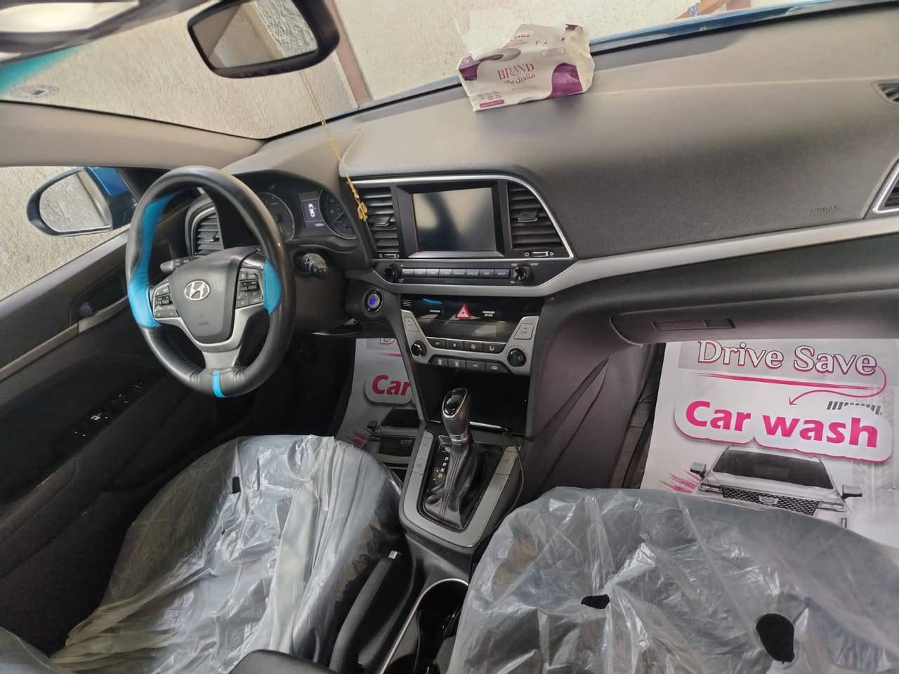 انترا امريكي لبيع 2017
فقط ربع بنيد وجاملغ امامي ابلادي 
سياره فول واحد ع واحد  فتحه وبصمه وتحكم ستيرن وكامره وشاشه بلاديه وحساسات امامي وخلفي وأدار وحساسات مري كله شغال تبريد تدفه صدر خير من الله جديد سياره ما ناقصها اي شي برغي ما تخلي عليها منها لشارع *********** واتساب فقط 
وفيس هم موجود
