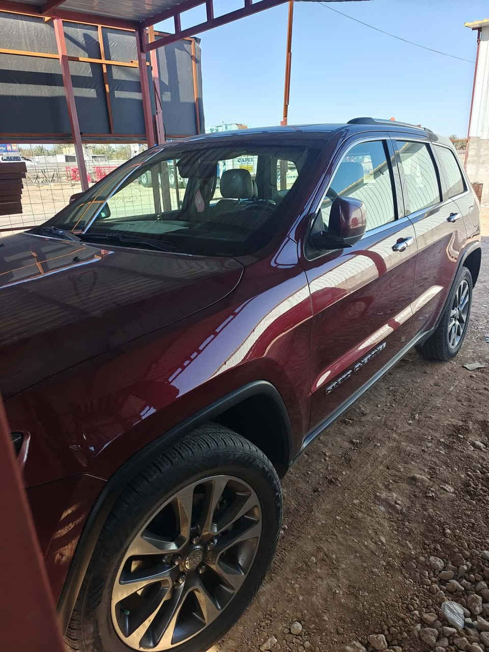 جيب كراند شيروكي لمتد بلس خليجي مكفول ..محرك 6 
موديل 2018
ماشيه 140 الف كيلو
مكلف بلنشر
مكان بابل ..للاستفسار ***********
