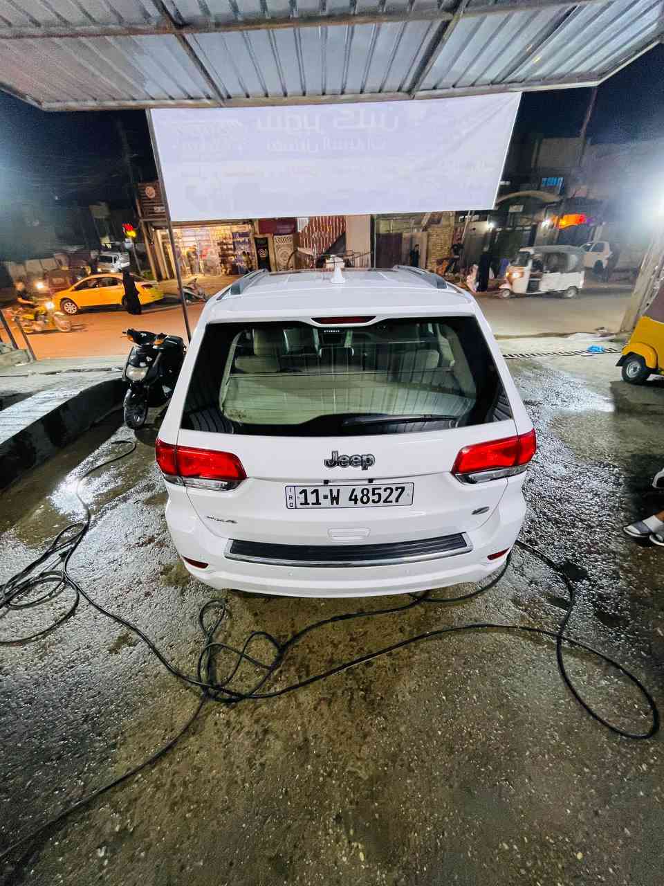 السلام عليكم جيب شيروكي اوفر 2018لاند جكات السياره فول مواصفات عل أخير خليجيه كفاله عامه عدا بيها بارد السياره صدر جديد جكات شغاله كامله مكينه مكفوله وكير مكفول السياره خير من الله مال جناي للاستفسار الاتصال *********** وتدللون
