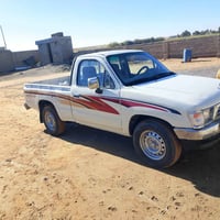 تويوتا هايلكس • ٢٠٠١ • صلاح الدين بيجي