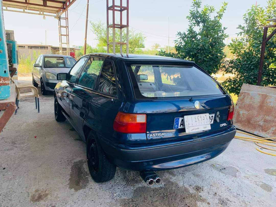 أوبل استرة
نظافة فوول نقصها مكينه فقط وكلشي بيها خير من الله
 الشراي يتصل 
***********
