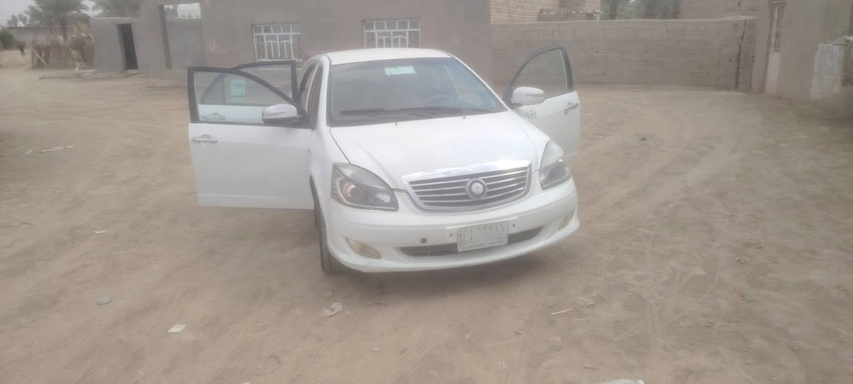 جيلي البيع مديل ١٣ نضيفة بدل بيهة جملغ المامي محرك جديد سيارة نضيفة  ***********
