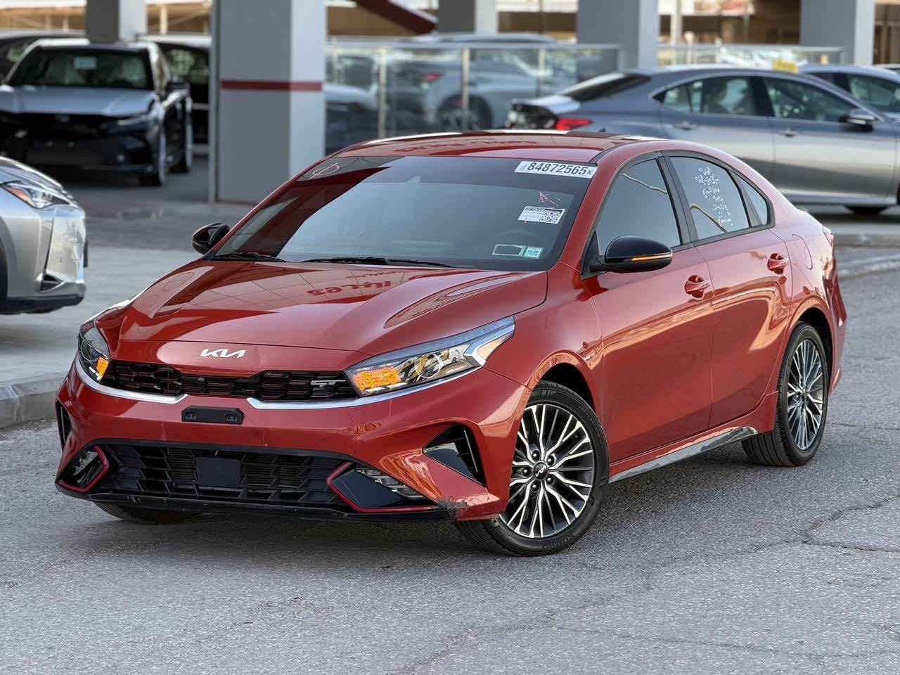 كيا فورتي جيتي لاين موديل 2024 بدون ايرباك محرك 2000 دوش ماشية 20 الف الحادث السيارة تعتبر ( كلين ) حادثها دعامية امامية مصلحة نفسها وكد إصبع بارد حافة البنيد بدون قطرة صبغ كفالة من الصبغ والايرباك والتبديل والدواخل مواصفات جيتي لاين بدون فتحة تجي مواصفاتها بصمة شاشة جبيرة تشغيل عن بعد رادارات امامي خلفي جانبي سايد بريك بصمة كشنات جلد وباقي المواصفات السيارة حاليا ب عمان المنطقة الحرة ترهم تدخل حرة وترهم تدخل على كتاب الشهداء بعد الاتفاق 3 أيام توصل بغداد 
للاستفسار ***********
