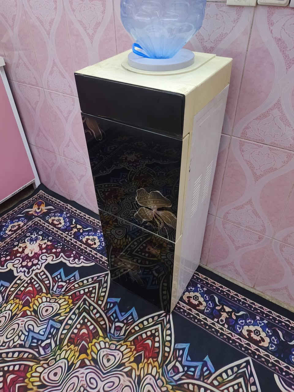 س ع براد شغال شرط حار بارد ثلاجه كل عيب مابيه كله شرط فول نضافه السعر 55 وبيه مجال مكاني كركوك حي عسكري شراي اتصل ***********
