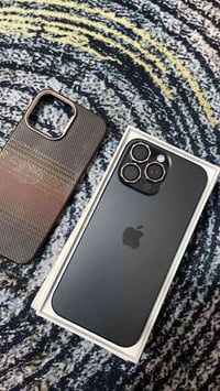 ايفون 16 برو ماكس ماستر جهاز اسود ذاكره 256 بطاريه 90 كلش نظيف السعر 1...