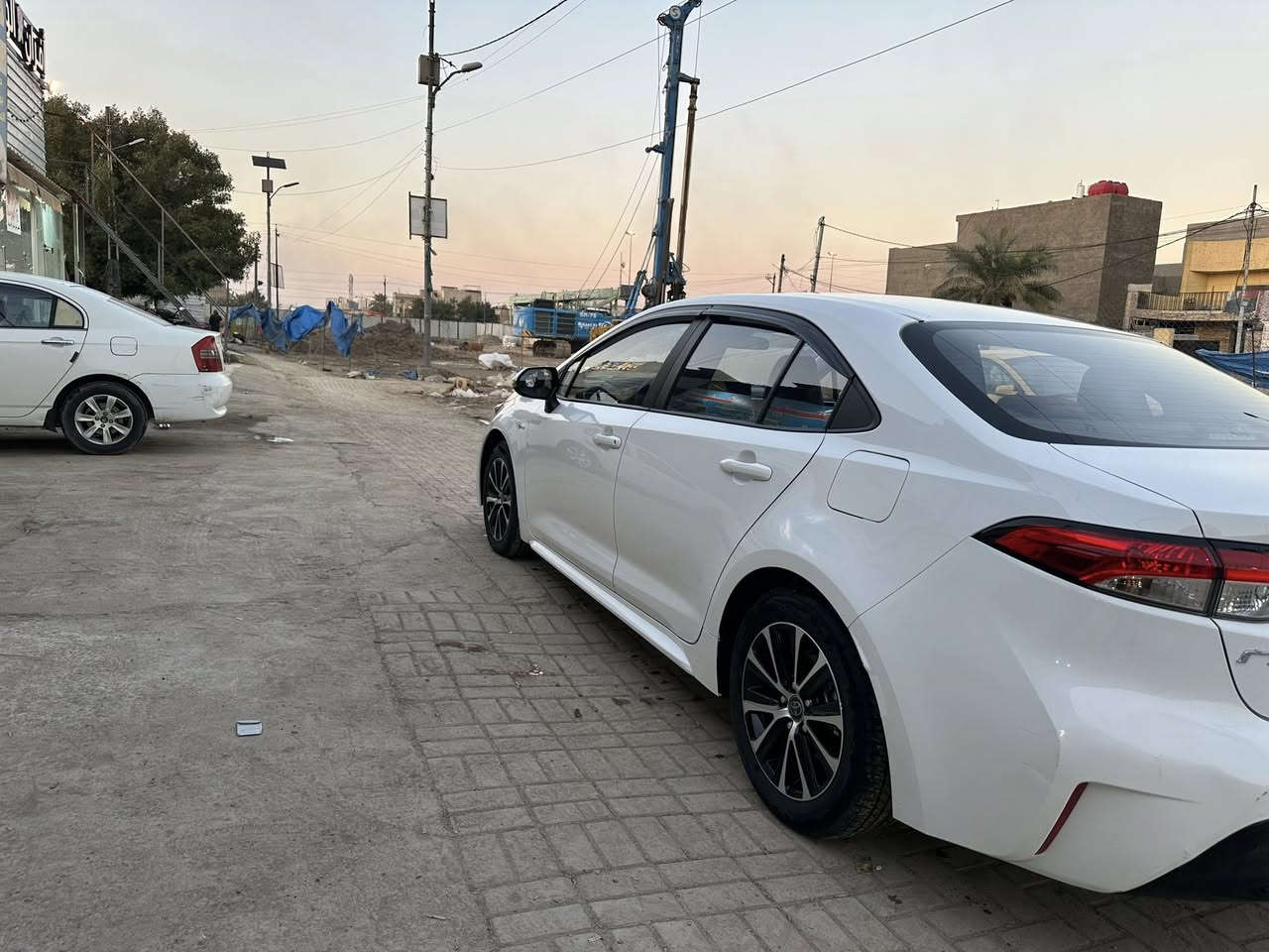 كورله تجميع صيني شكل أمريكي  موديل ٢٠٢٥ ماشيه ١٦ ألف فول موصفات داخل احمر وكشن كهرباء السونار بلمنشور السعر 154 بيه مجال قليل مكاني الدوره هاتف ***********
