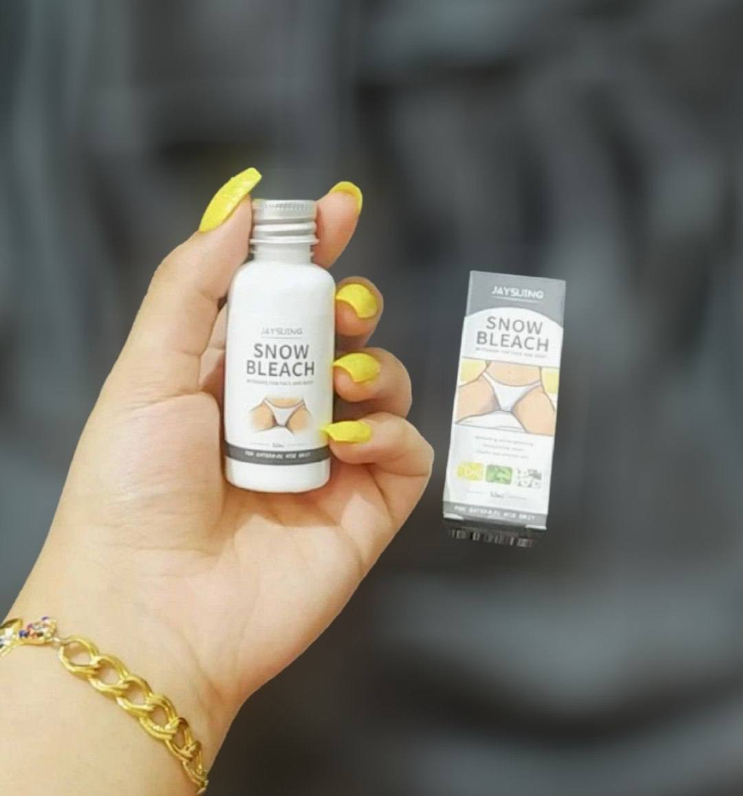وصل كريم مبيض الثلج ❄️☃️
#Snow_Bleach 🤫

❄️ يعني يسوي جسمج ثلج 😉
❄️يُستخدم للتبيض الفعال لمناطق الجسم المُخلفة
❄️ مثل الوجه، الذراعين، تحت الأبط، الرُكب ، الساقين، منطقة البكيني... 
❄️ مفعوله يظهر خلال 7 أيام من الأستعمال المُنتظم.
❄️ الكريم مصنوع من مواد طبيعية أمنة غير مُهيج للبشرة
❄️ مُناسب للبشرة الجافة والدهنية والمُختلطة

#ترند #سواد_الركب #سواد_مناطق_حساسه 
#مبيض
#تبيض_الجسم_جميع_الاماكن_الحساسه


**إذا كنت صاحب هذا الإعلان وتريد حذفه لأي سبب، رجاءا أرسل رسالة إلى الدعم الفني**