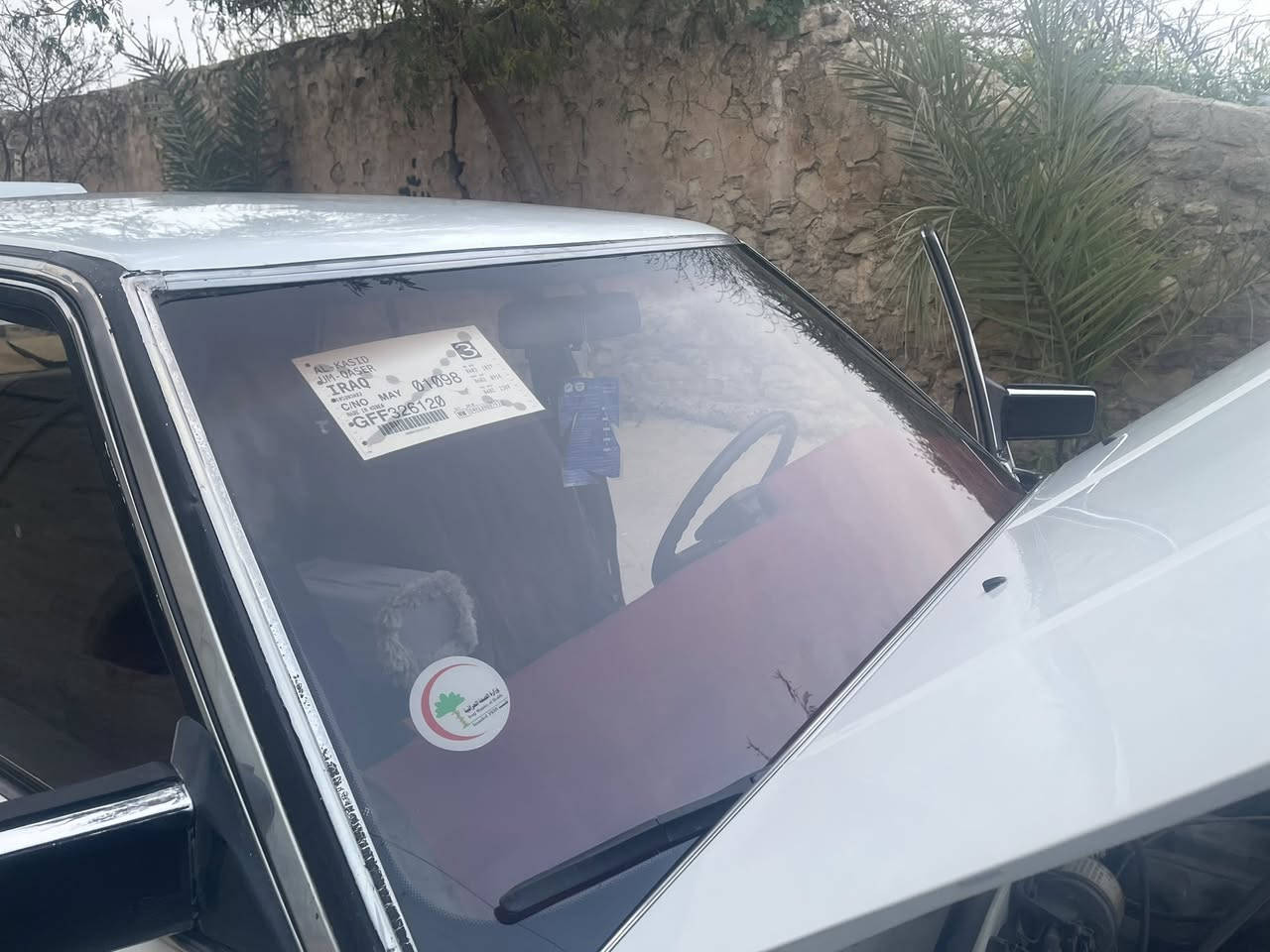 السلام عليكم. سيارة. سوبر للبيع. موديل ١٩٨٥ صبغ عام. جمالية  محرك كير. تبريت كهربائيات كلها شغالة. رقم نينوى دولي سعر. ٥٢ وبيها مجال. ***********
