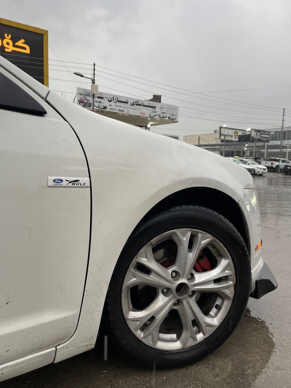 Ford Fusion 2012 SE - Niva iraq 

فۆڕدی ڤیوشنی 2012 مواسەفات SE نیڤای ئێرە..
گێر و مەکەینە و تەقەو ڕەقە داروو بەرد بە شەرت!!✅
٢ پارچەی هەیە بۆنیت لەگەڵ چەمەلەغی سەکن لەسەر ساغی.!!✅ 
١٩٩ هەزار کیلۆمەتر ڕۆشتوە
٤ طایەی تازەی لەسەرە - پێش و دوا تازە گۆڕاوە..✅
102$ وەرەقەو کەمێک معامەلە..
0770 931 1670 
سلێمانی..📍
