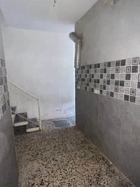 مشتمل للبيع  مساحة 43 م واجهة4،80  مدخلين  الشعب الجمعيات  خلف محطة وق...
