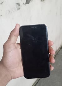 ايفون 11 • ١٢٨ • شاشه اصليه