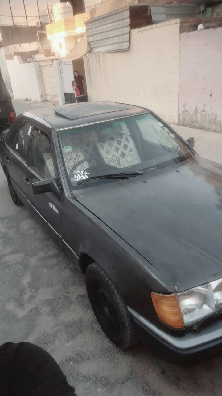 سلاوي خوا لةهةمو هاوريان 
مارسيدز بؤفرؤشتن 
گيرو مةكينةي بةتة دونيو 
حاسيبةو اوةليات
گؤرينةوةش دةكةم لةسةر دل گرتن 
ادمين 🌹🌹
***********
