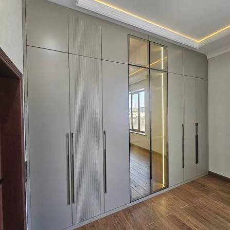 يوجد كادر متخصص بصيانة وشد ونقل الغرف والمطابخ mdf
للتواصل:***********
