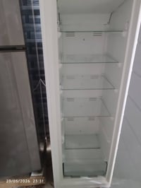 مجمده عمودية للبيع التواصل على الرقم07725660714